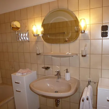 Kerstin Apartment *